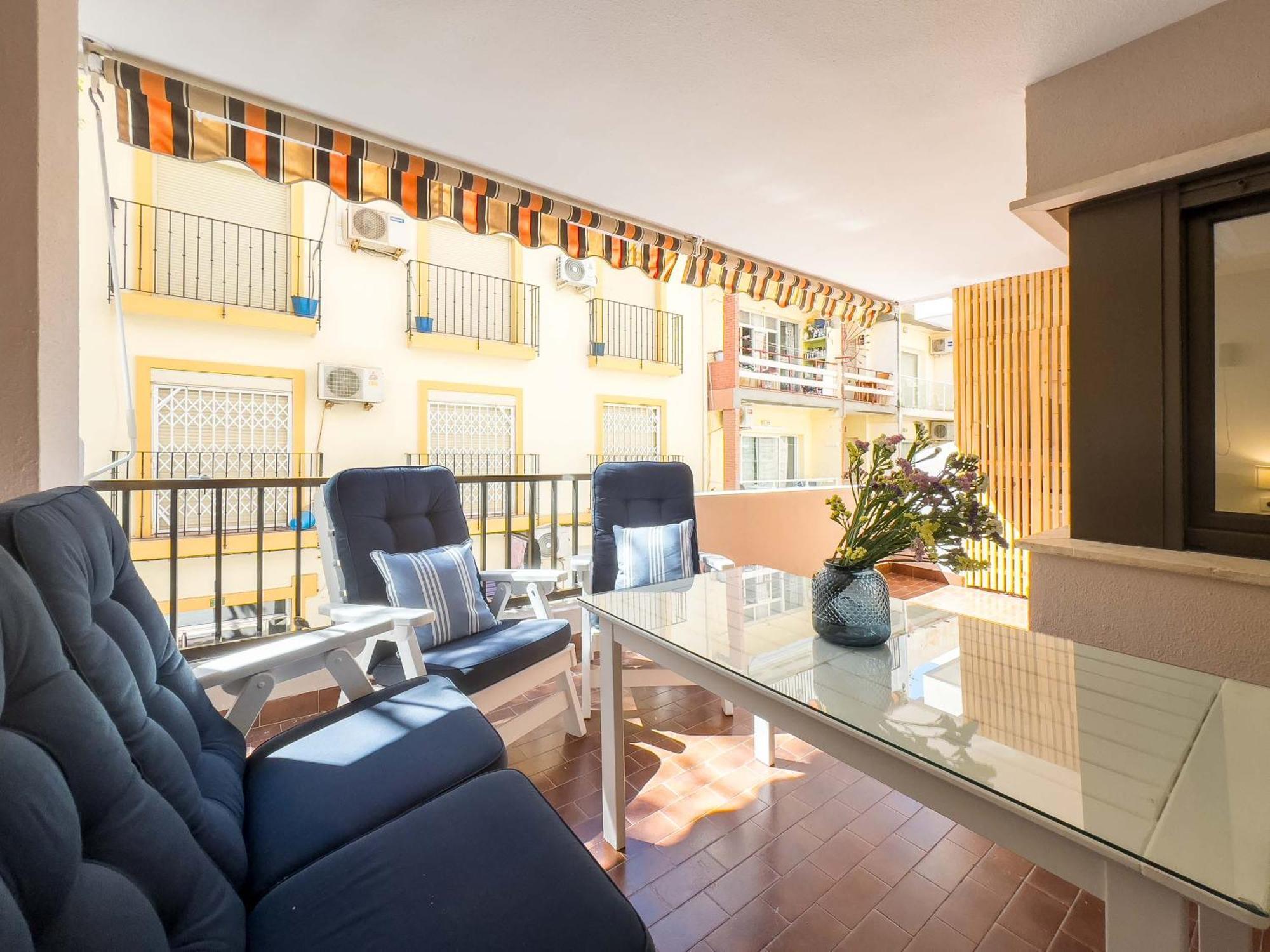 Luxury Los Boliches Beach Primera Linea De Playa Фуeнхирола Екстериор снимка